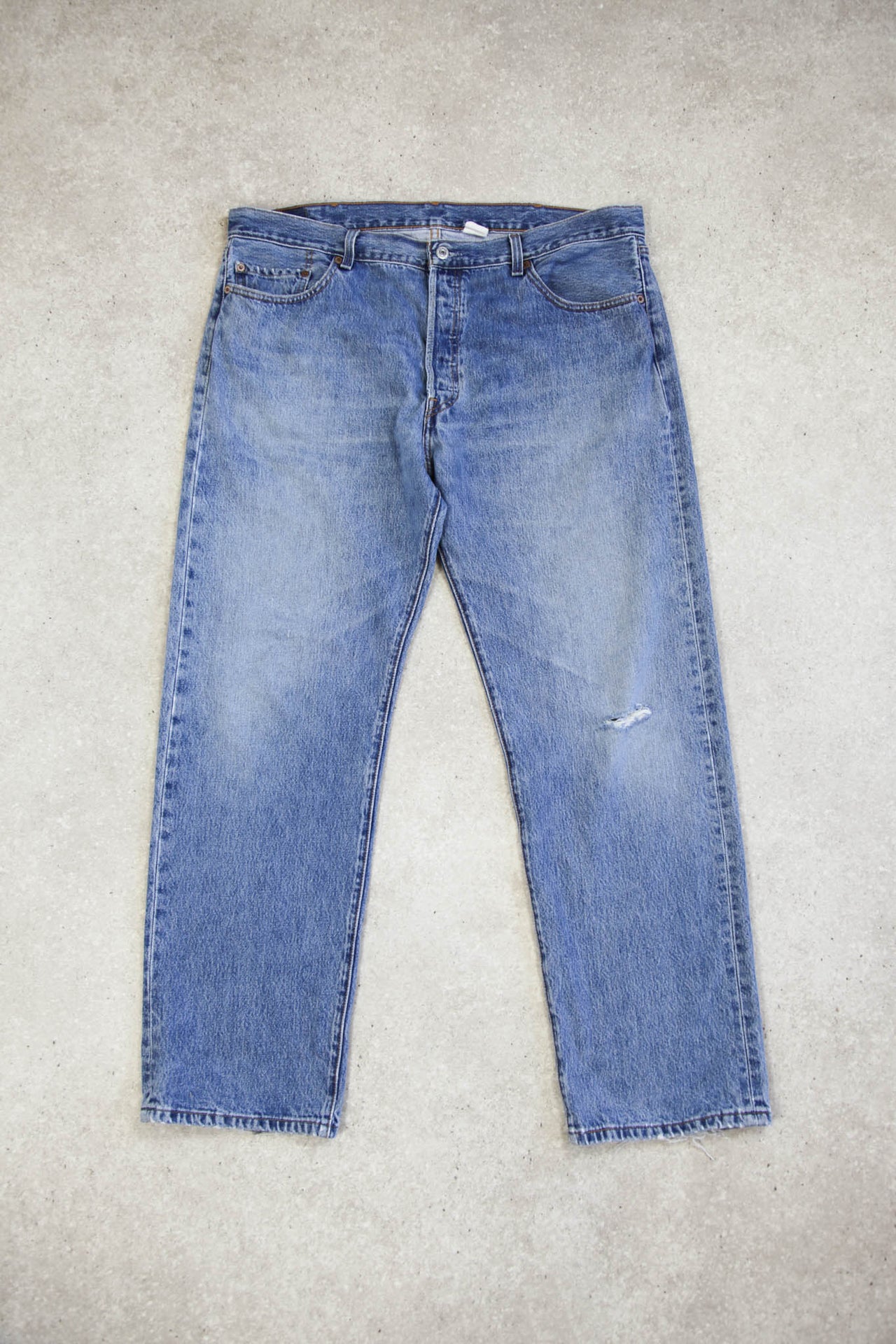 Levi's 501 Mid Wash Jeans (W40 L32)